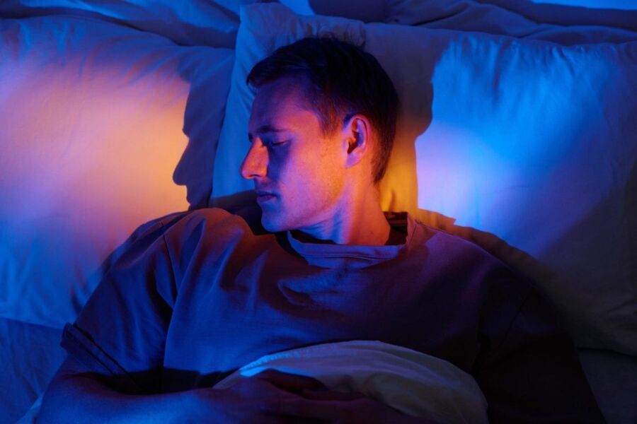 Thermomètre et repos au lit