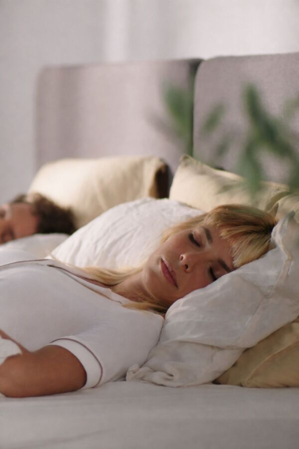 Thermomètre et repos au lit