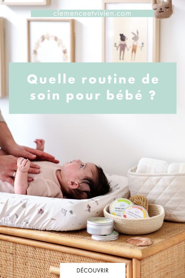 Soin bébé change fessier