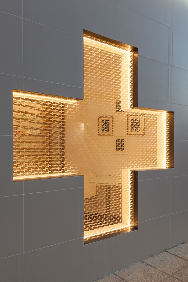 Pharmacie de nuit lumineuse