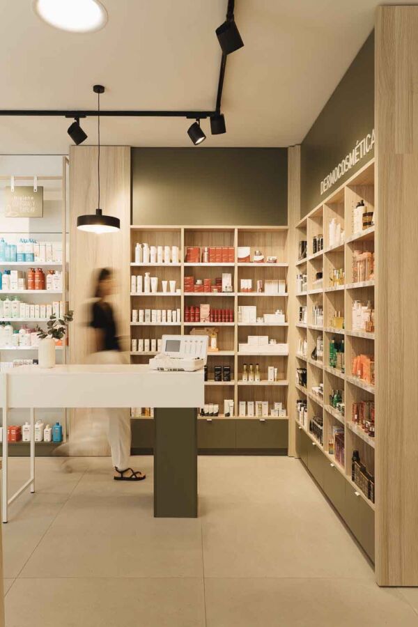 Pharmacie moderne intérieur