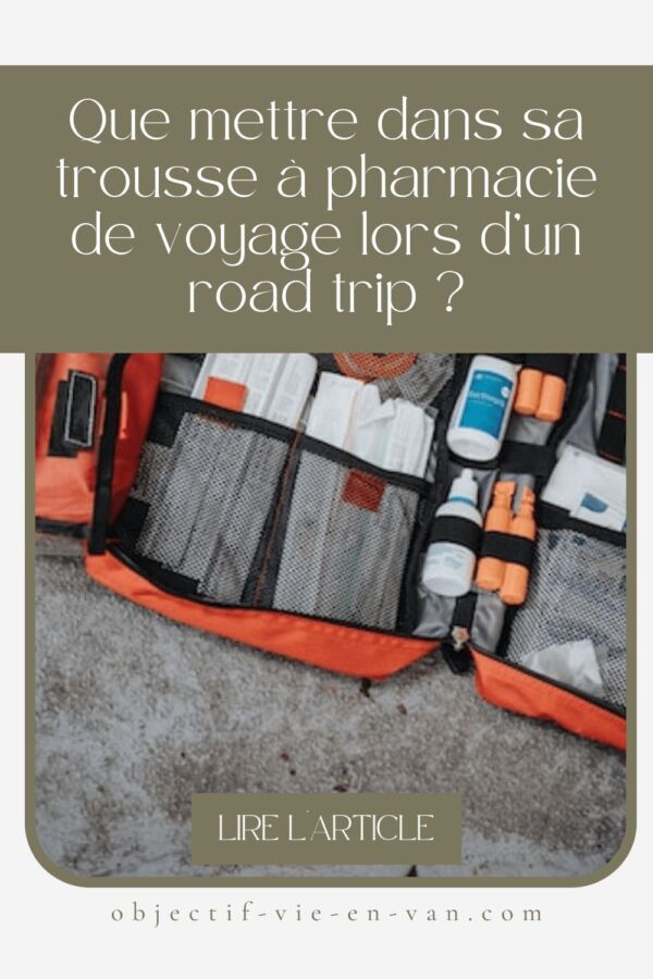 Trousse à pharmacie vacances